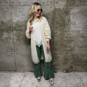 Śmietankowy długi moherowy sweter premium