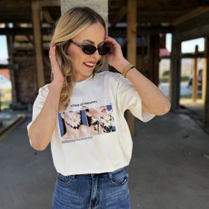 Biały t-shirt z aplikacją (polski producent)