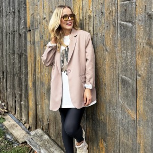 Beżowa wiskozowa marynarka oversizowa ( polski producent)