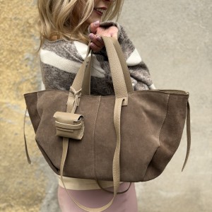 Beżowa skórzana torebka typu shopper